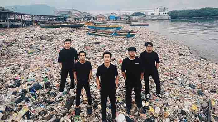 Pandawara Group Selamat dari Insiden Trash Barrier Jebol