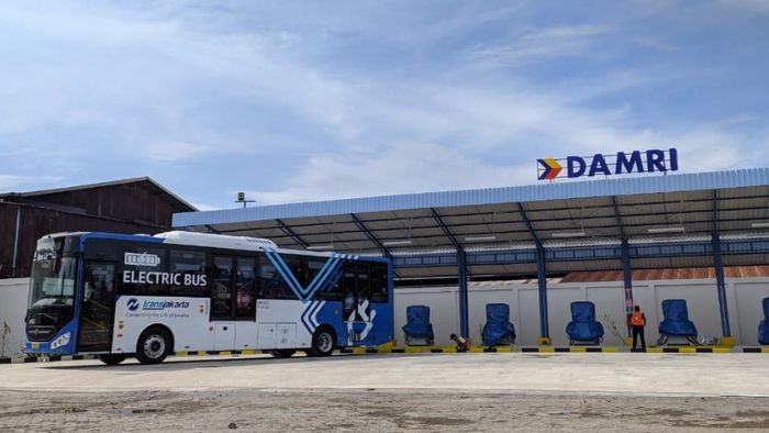 DAMRI Resmi Luncurkan 90 Unit Mobil Listrik di Tahun 2024