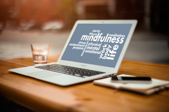Mindful Living di Era Digital Bagaimana Tetap Waras di 2025