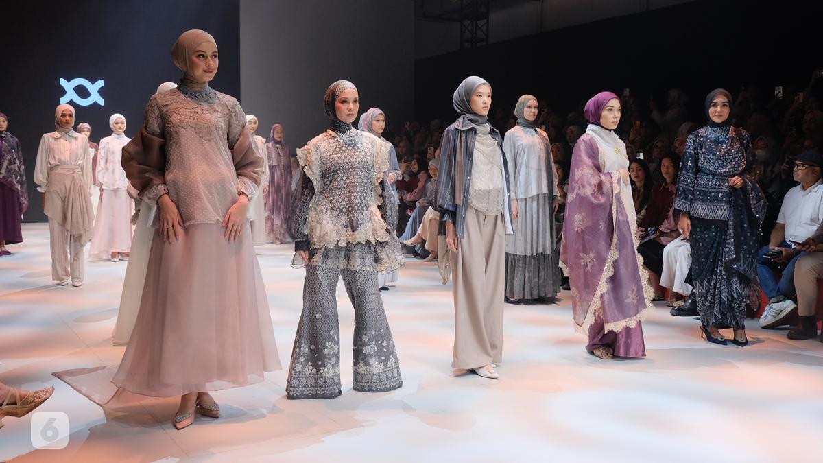 Refleksi Pesona Indonesia dalam Koleksi KLAMBY di Pameran Fashion 2025