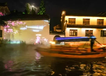 Panduan Wisata Zhouzhuang, Itinerary 2 Hari 1 Malam dan Tips Menghemat Biaya