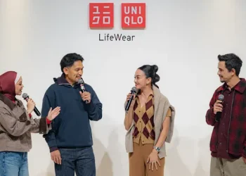 Gaya Tantri Namirah Ririn Ekawati Ibnu Jamil dan David John Schaap Satu Outfit untuk Beragam Momen