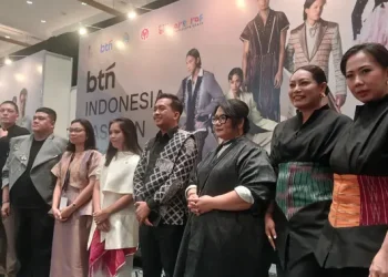 Merajut Ulos, Perjuangan Desainer Mempopulerkan Wastra Sumatera Utara