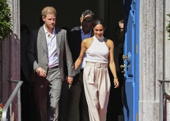 Pangeran Harry dan Meghan Markle Kembali ke Inggris dengan Jet Pribadi, Ini Biayanya