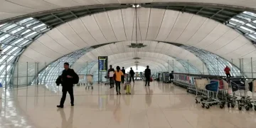 Banjir di Bangkok Mengganggu Penerbangan, Ratusan Wisatawan Terjebak di Bandara